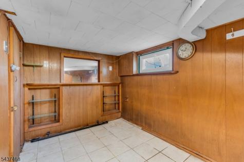 7 Washington Avenue Elmwood Park NJ 07407