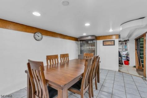 7 Washington Avenue Elmwood Park NJ 07407