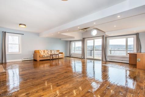 677 Warwick Turnpike West Milford NJ 07421