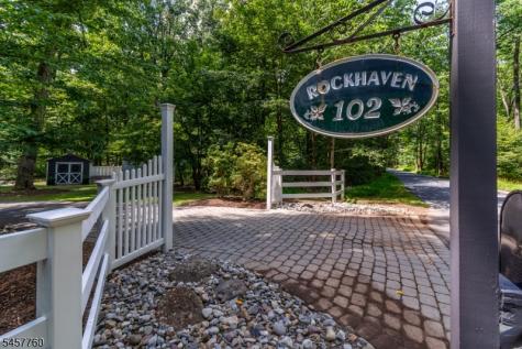 102 Lindbergh Road East Amwell NJ 08525