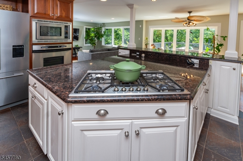 102 Lindbergh Road East Amwell NJ 08525