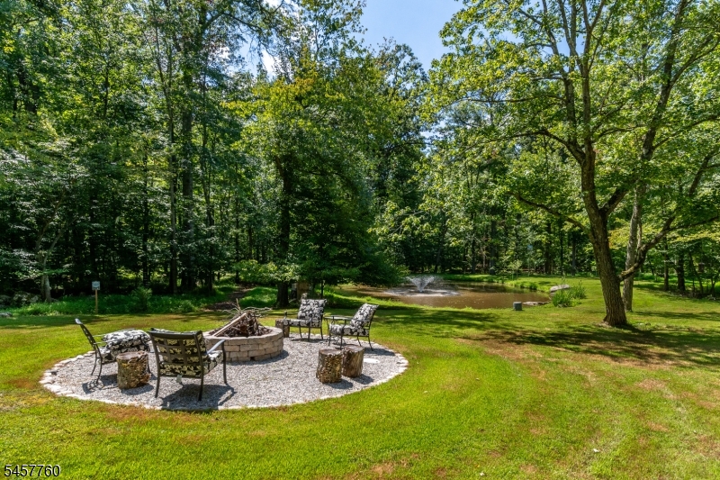 102 Lindbergh Road East Amwell NJ 08525