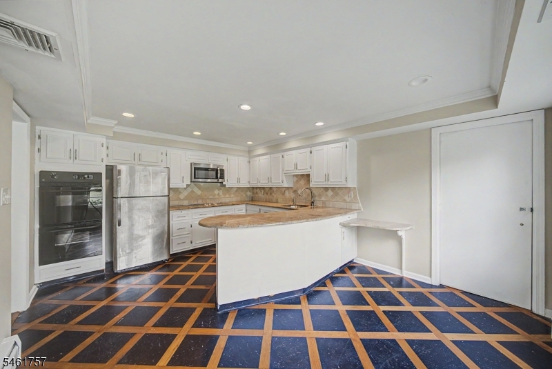 396 New Dover Road Woodbridge NJ 07067