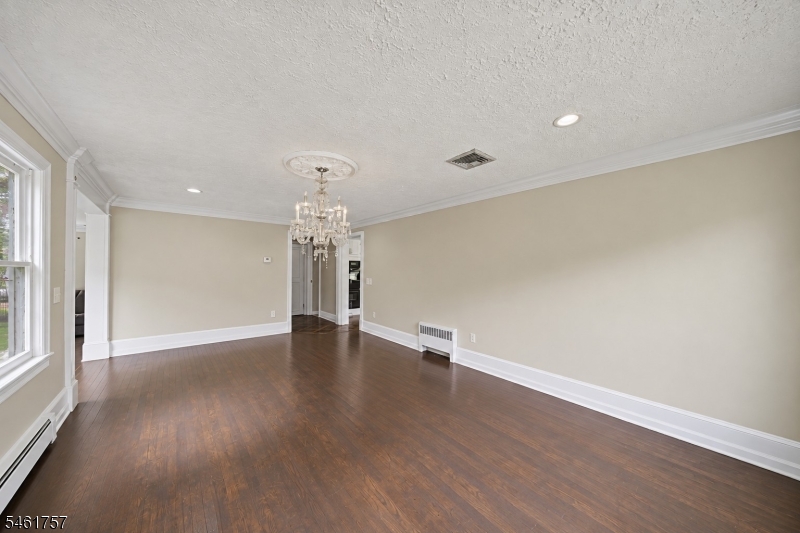 396 New Dover Road Woodbridge NJ 07067