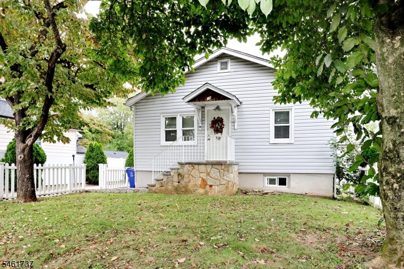 15 Crescent Avenue Totowa NJ 07512