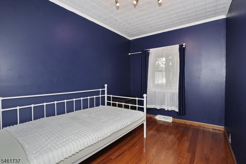 15 Crescent Avenue Totowa NJ 07512