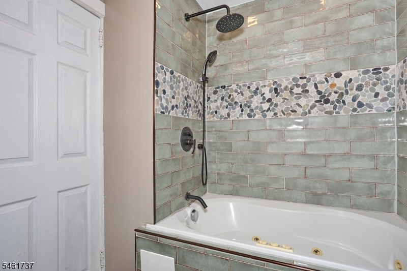 15 Crescent Avenue Totowa NJ 07512