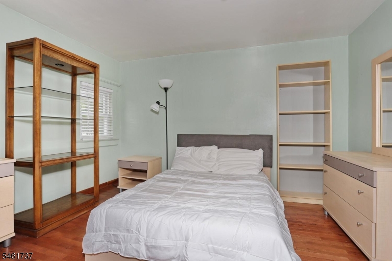 15 Crescent Avenue Totowa NJ 07512