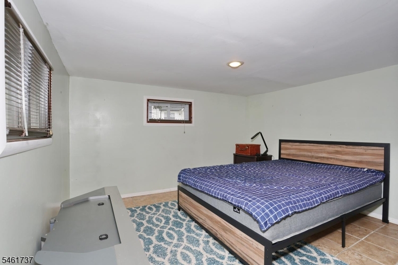 15 Crescent Avenue Totowa NJ 07512