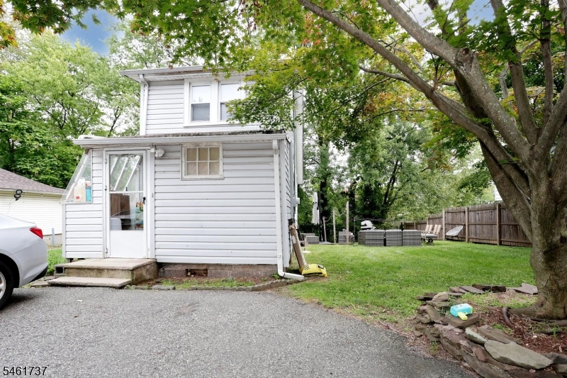 15 Crescent Avenue Totowa NJ 07512