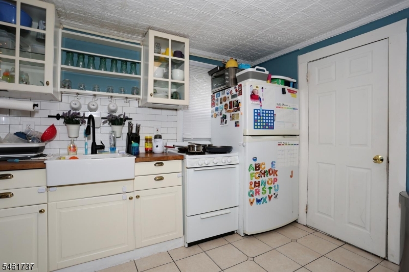 15 Crescent Avenue Totowa NJ 07512