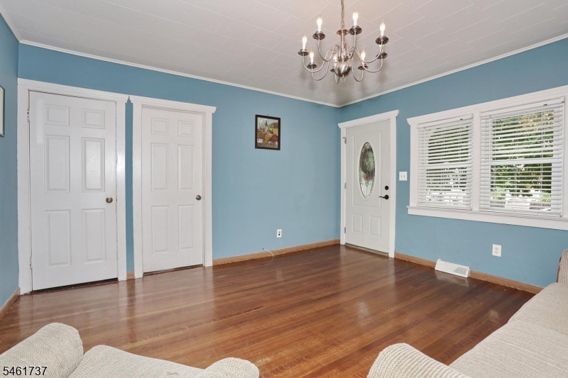 15 Crescent Avenue Totowa NJ 07512