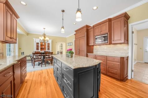 2 Knollwood Terrace Chester NJ 07930