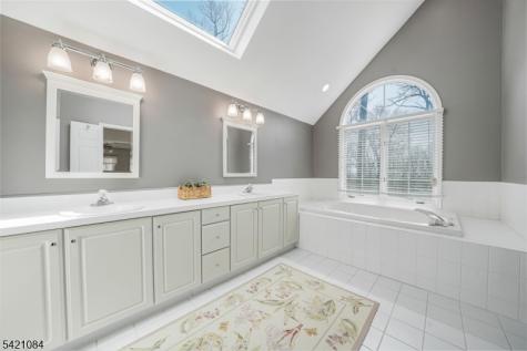 2 Knollwood Terrace Chester NJ 07930