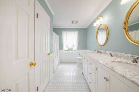 2 Knollwood Terrace Chester NJ 07930