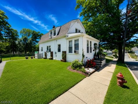31 Hope Street Nutley NJ 07110