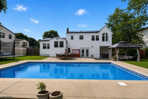 19 Joel Place Woodbridge NJ 08830