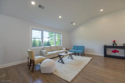 121 Fairview Drive Branchburg NJ 08853