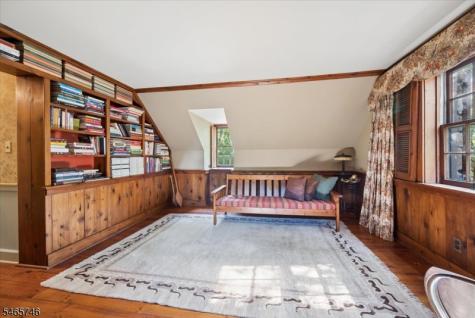 568 Waterloo Road Byram NJ 07874