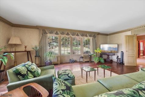 568 Waterloo Road Byram NJ 07874