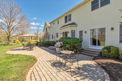 103 Stout Lane Readington NJ 08822