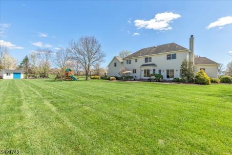 103 Stout Lane Readington NJ 08822