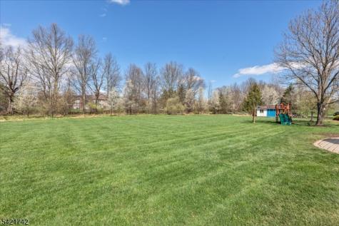 103 Stout Lane Readington NJ 08822