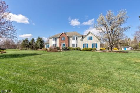 103 Stout Lane Readington NJ 08822