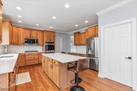 103 Stout Lane Readington NJ 08822