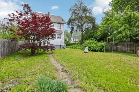326 Thompson Avenue Roselle NJ 07203