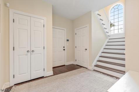 5 Cotswold Lane Warren NJ 07059