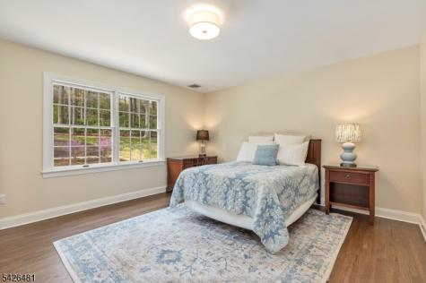 5 Cotswold Lane Warren NJ 07059