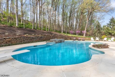 5 Cotswold Lane Warren NJ 07059