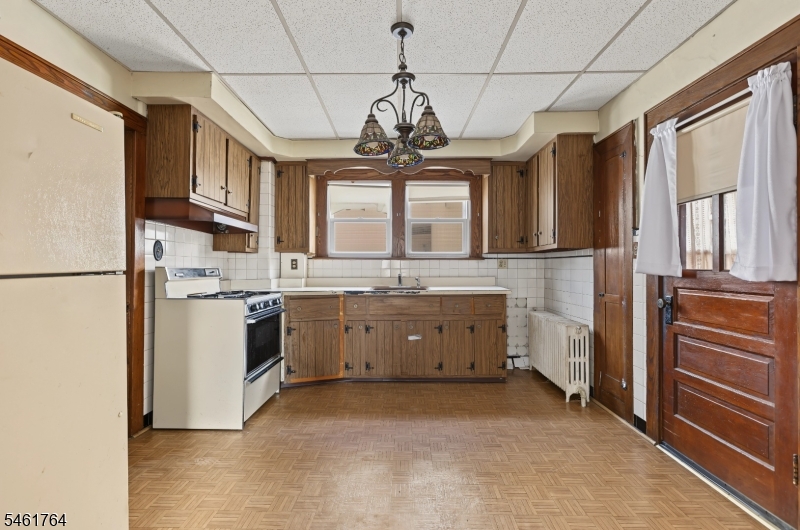 11 Elmer Street Raritan NJ 08869