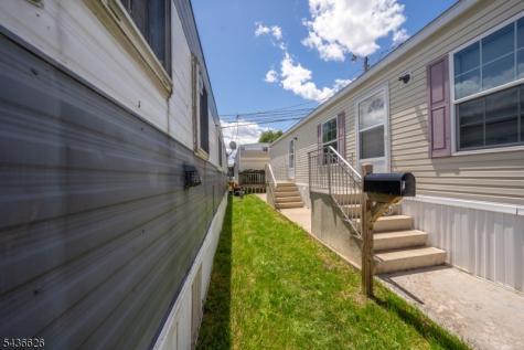 47 Helen Drive Moonachie NJ 07074