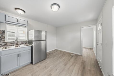 47 Helen Drive Moonachie NJ 07074
