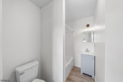 47 Helen Drive Moonachie NJ 07074