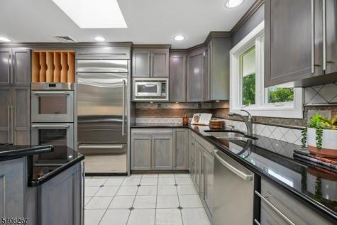 154 Brentwood Drive South Orange Village NJ 07079
