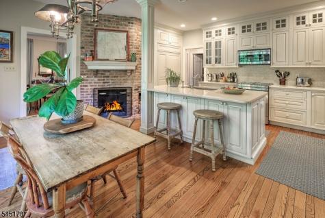 60 Potterstown Road Tewksbury NJ 08833