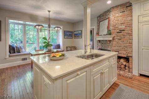 60 Potterstown Road Tewksbury NJ 08833