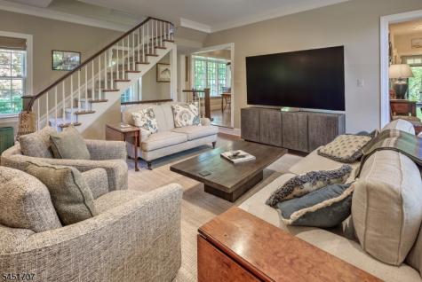 60 Potterstown Road Tewksbury NJ 08833