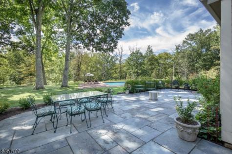 60 Potterstown Road Tewksbury NJ 08833