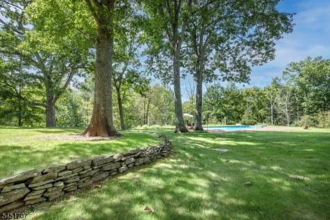 60 Potterstown Road Tewksbury NJ 08833