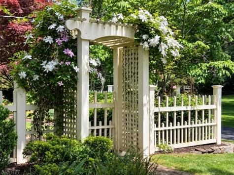 60 Potterstown Road Tewksbury NJ 08833