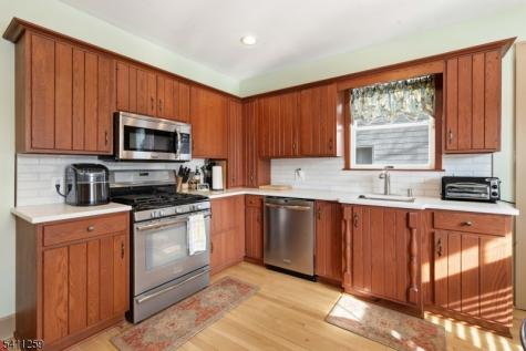 23 Pleasant Place Kearny NJ 07032