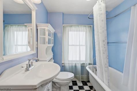 23 Pleasant Place Kearny NJ 07032