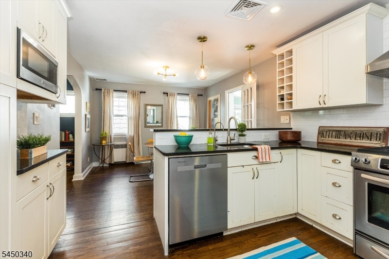195 Stonehouse Road Bloomfield NJ 07028