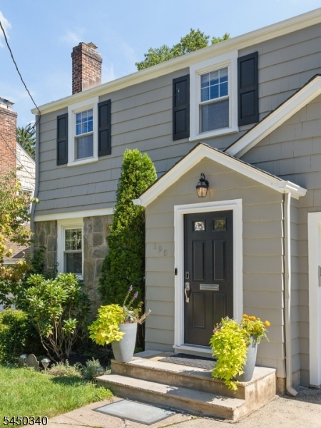 195 Stonehouse Road Bloomfield NJ 07028