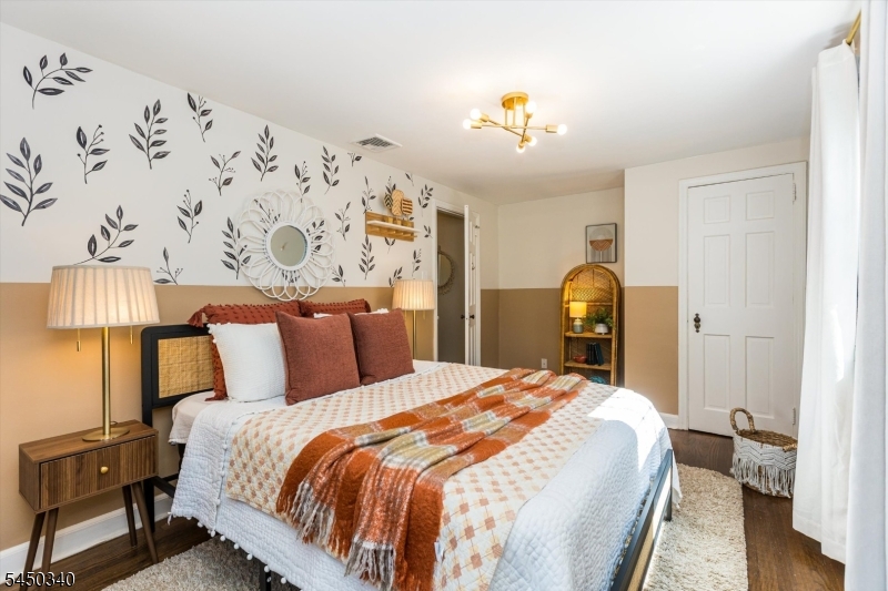 195 Stonehouse Road Bloomfield NJ 07028