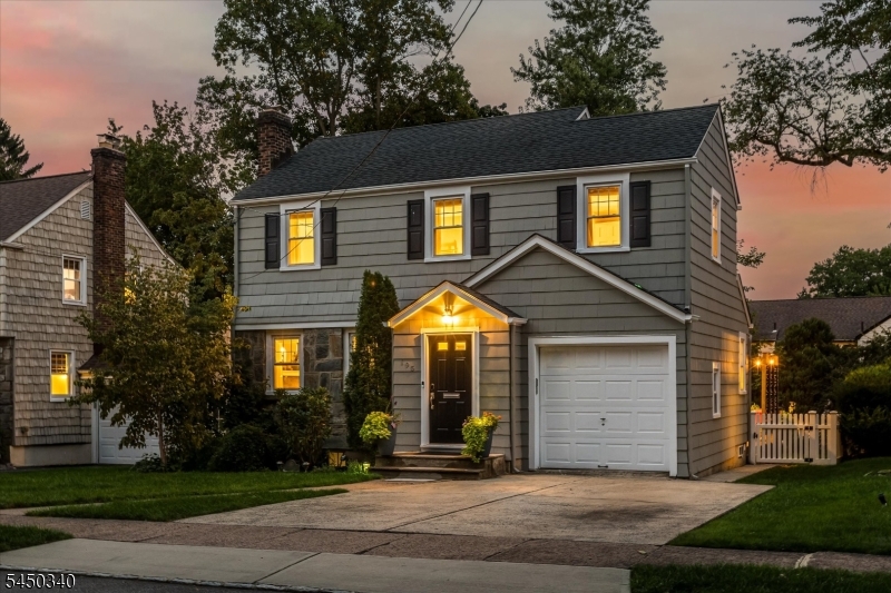 195 Stonehouse Road Bloomfield NJ 07028